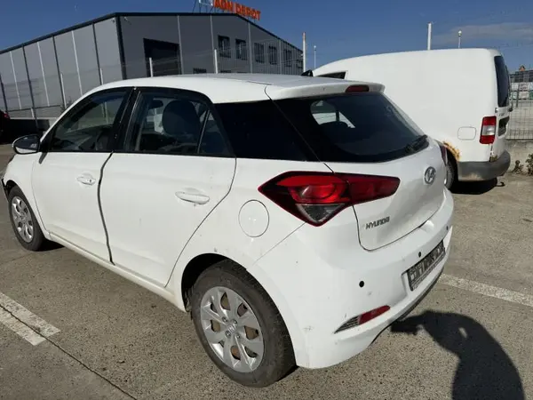 Aripa spate stanga culoare alb - polar white(bms) Hyundai i20 2 (2014-2018)