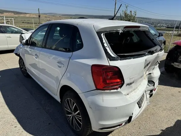 Aripa spate stanga culoare alba - lc9a Volkswagen Polo 5 facelift (2014-2017)
