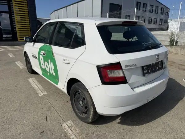 Aripa spate stanga culoare alba - lf9e Skoda Fabia 3 facelift (2018-2021)