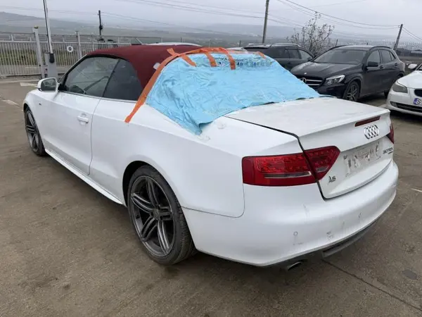 Aripa spate stanga culoare alba - ly9c Audi A5 (2007-2011) [8T3]