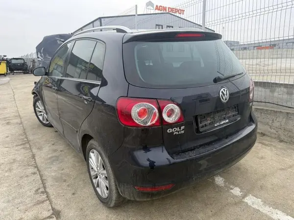 Aripa spate stanga culoare albastru inchis - lc5m Volkswagen Golf 6 plus (2009-2014)