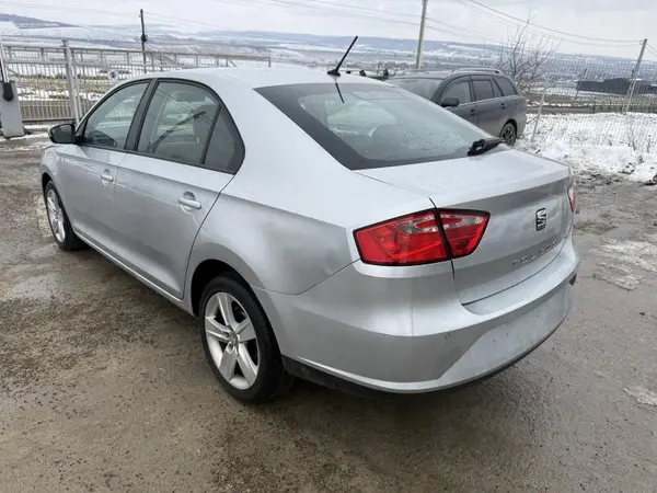 Aripa spate stanga culoare argintie - la7w Skoda Rapid (2012-2017)