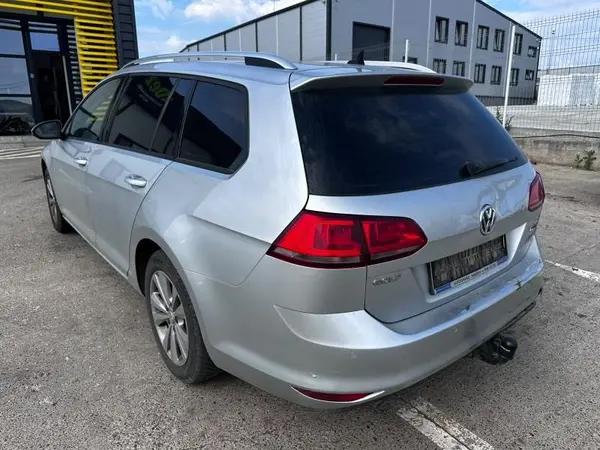 Aripa spate stanga culoare argintie - la7w Volkswagen Golf 7 (2012-2017)