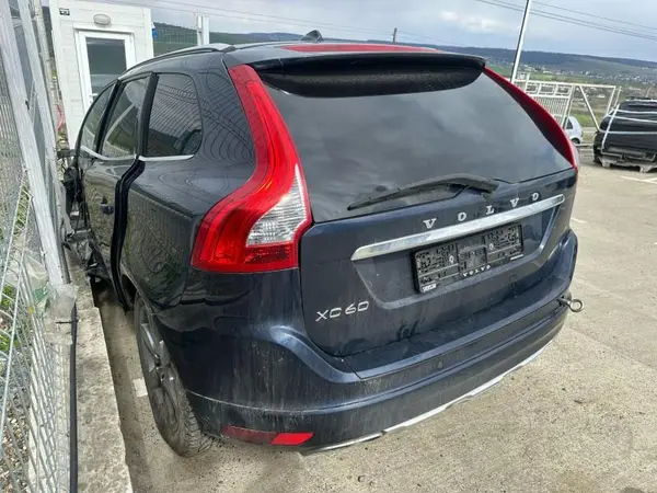 Aripa spate stanga culoare caspian blue - 49800 Volvo XC60 facelift (2013-2017)