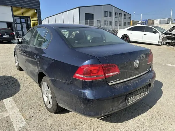 Aripa spate stanga culoare night blue - lh5x Volkswagen Passat B7 (2010-2014)