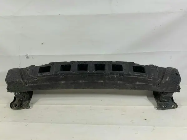 Armatura cu absorbant bara fata Volkswagen Passat CC (2008-2012)