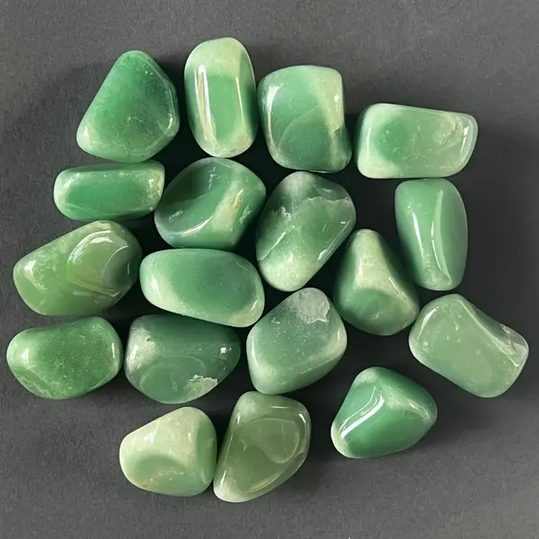 Aventurin verde piatra rulata Zimbabwe