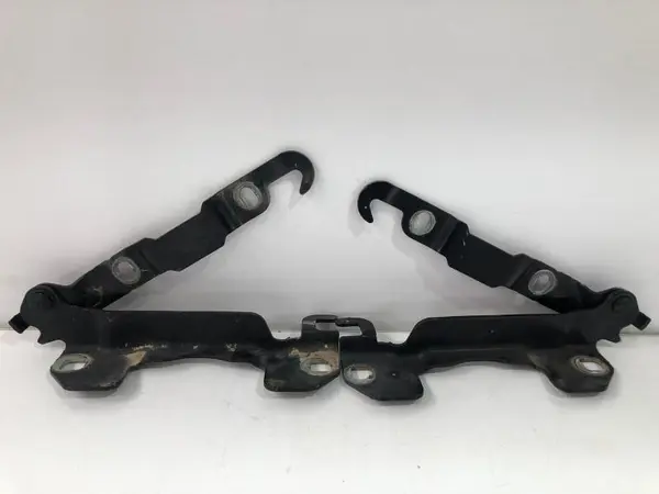 Balama capota stanga si dreapta Alfa Romeo 159 (2005-2011)