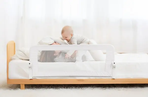 Bariera de protectie BabyJem Alb 120 x 48,5 cm