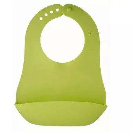 Baveta impermeabila moale Apple green +6 luni Rotho Baby Design