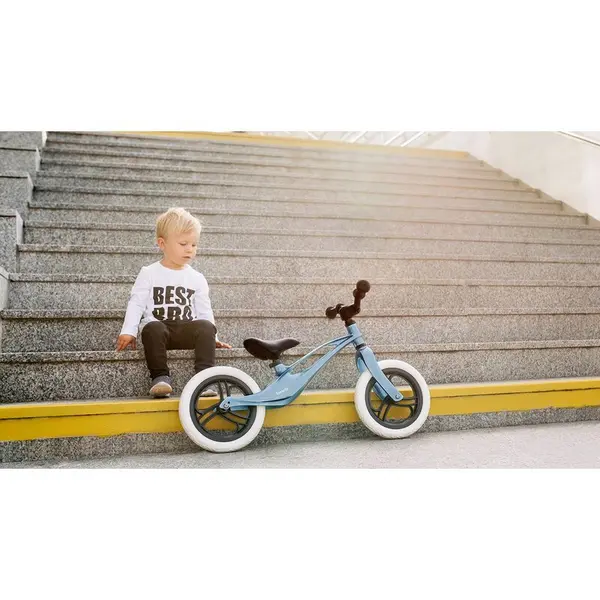 Bicicleta fara pedale Lionelo Bart 12 inch Purple Amethyst, roti din spuma EVA, de la 2 ani pana la 30 kg, scaun reglabil de la 35-43 cm, ghidon ajustabil, suport pentru picioare in relief, maner de transport