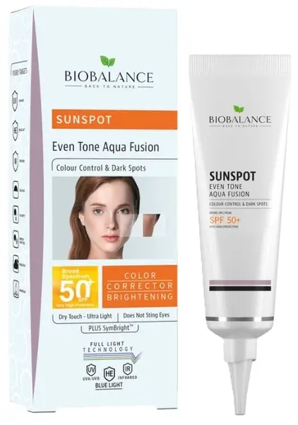 Biobalance Cremă matifiantă pentru ten cu pete pigmentare Aqua Fusion, SPF50+, 40 ml