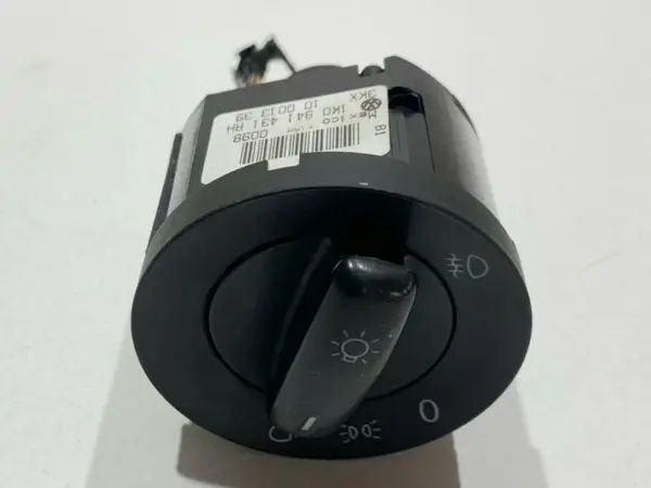 Bloc lumini 1K0941431AH Volkswagen Golf 5 (2004-2009)