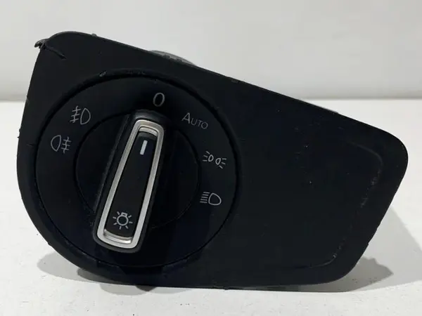 Bloc lumini 5G1858341E Volkswagen Golf 7 (2012-2017)