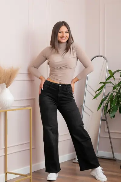 Blugi dama wide leg, talie inalta, negru washed cu buzunar cu strasuri , Britney