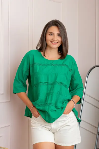 Bluza dama din bumbac Louise cu perforatii si buzunar - Verde
