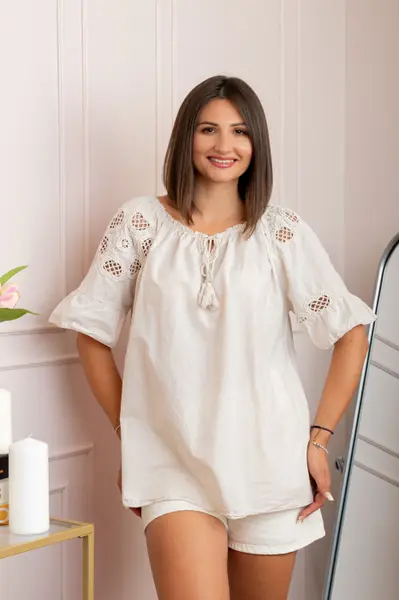 Bluza dama din bumbac Myra cu perforatii florale - Ecru