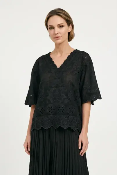 Bluza din bumbac brodat cu decolteu in V si maneci evazate, eleganta, neagra