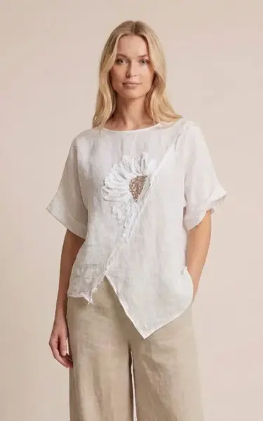 Bluza din in alb cu paiete si broderie, croi lejer asimetric, stil elegant natural