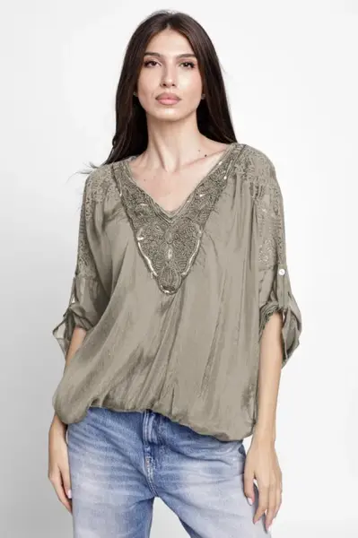 Bluza din matase si vascoza platca brodata, cu paiete fine si cu dantela pe spate, bej inchis