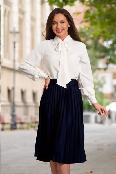 Bluza din voal ecru cu funda stilizata din panglica si mansete late