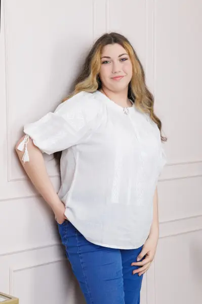 Bluza tip ie alba cu motiv geometric alb Gratiela 04
