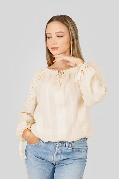 Bluza tip ie crem cu motiv geometric auriu Gratiela 01