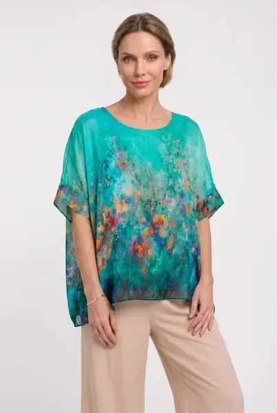 Bluza vaporoasa tip poncho din matase, croi oversized cu print pictural multicolora pe fond turcoaz