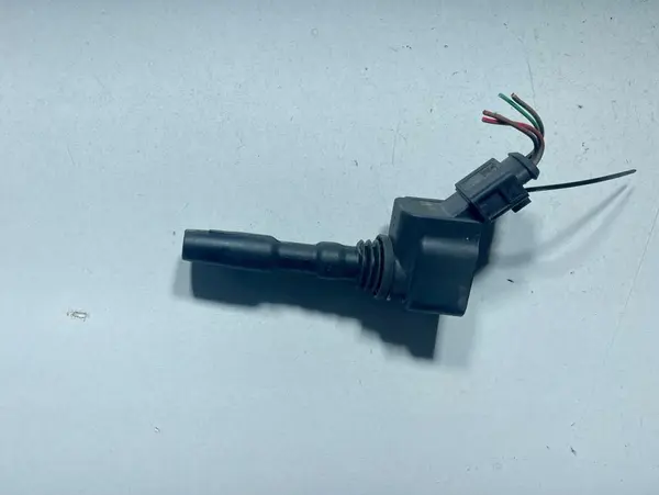 Bobina inductie 04E905110M Volkswagen Golf 7 (2012-2017) 1.0 benzina CHYB