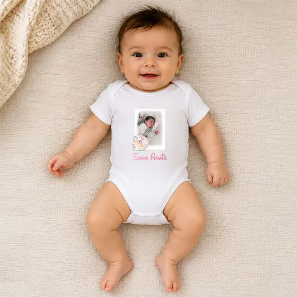 Body personalizat Poza si nume - TPC34 Alb Maneca Scurta, 3 Luni (Nr 62)