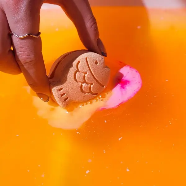 Bomba de baie mini Fish Are Friends Bomb Cosmetics
