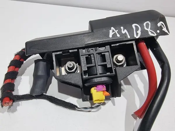 Borna baterie 4F0915519 Audi A6 (2004-2011) [4F2, C6]