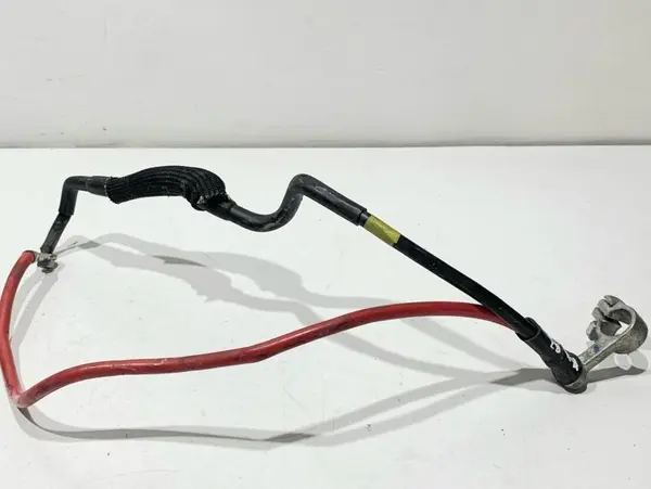 Borna baterie plus 1K0971228AB Volkswagen Golf 6 (2008-2013) 1.6 tdi CAY