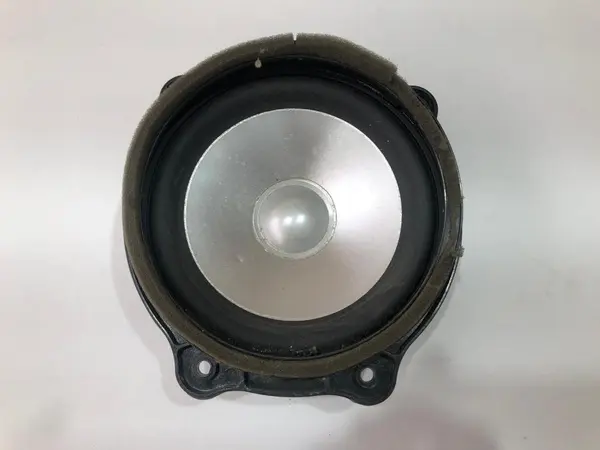 Boxa auto dreapta spate xh42-18808-cb Land Rover Range rover Vogue (2006-2011)