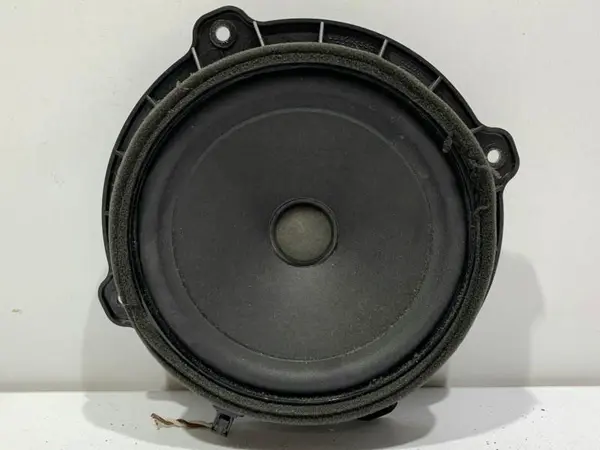 Boxa auto fata / spate 96330-2S000 Hyundai ix35 (2010-2013)