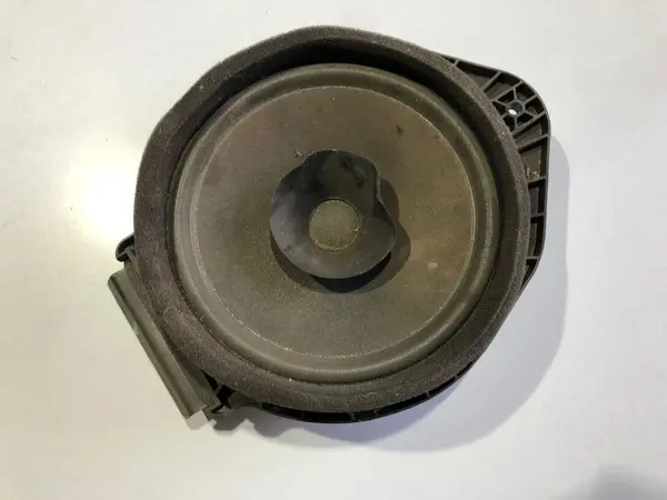 Boxa auto spate Opel Astra J (2009-2012)