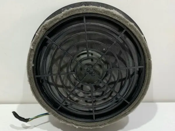 Boxa auto stanga / dreapta fata 8R0035415 Audi A5 (2007-2011) [8T3]