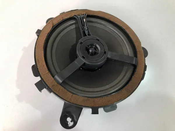 Boxa auto stanga / dreapta spate 8633664 Volvo XC90 (2002-2006)