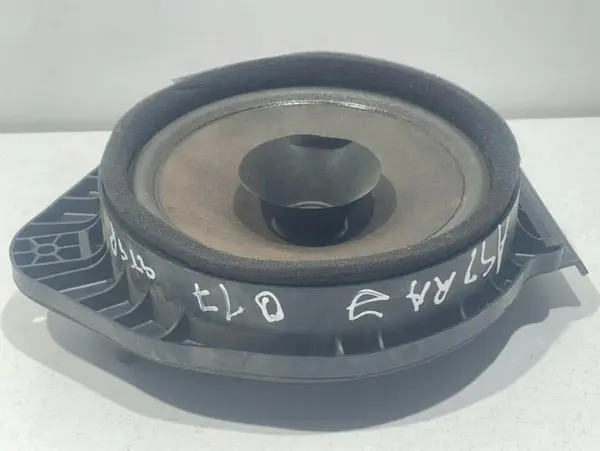 Boxa auto stanga spate Opel Astra J facelift (2012-2015)