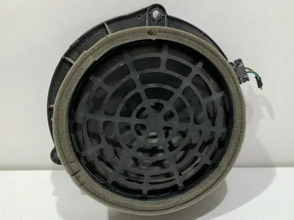 Boxa usa stanga / dreapta spate 4G1035411 Audi A6 (2010-2018) [4G2, C7]