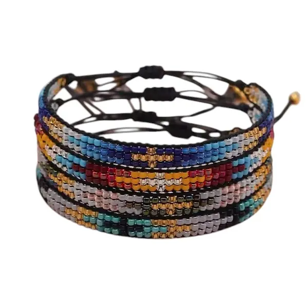 Brățară boho multicoloră cu mărgele
