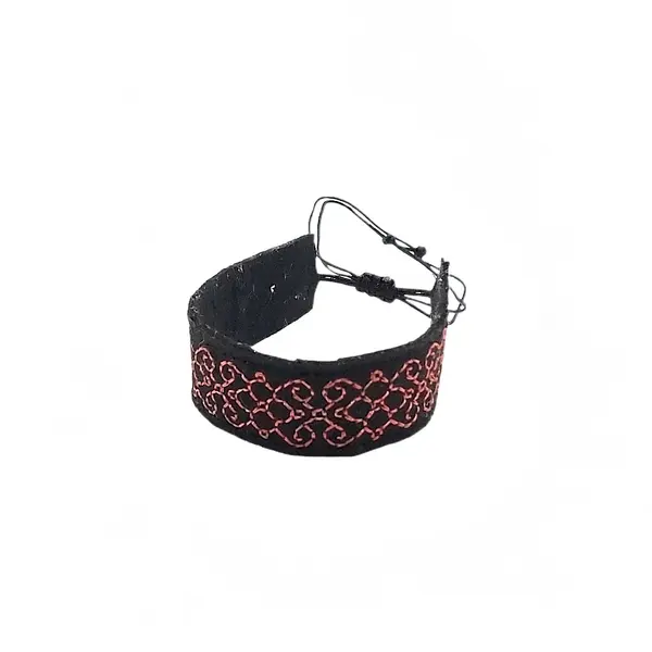 Bratara din fetru broderie traditionala model geometric getae