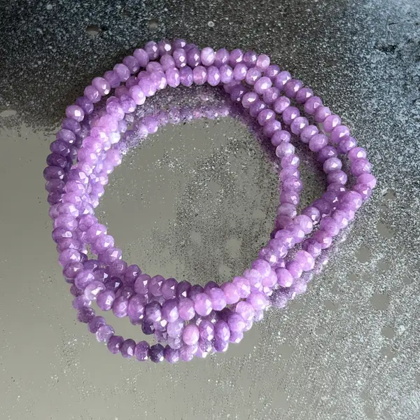 Bratara fatetata discuri agat mov 4 mm