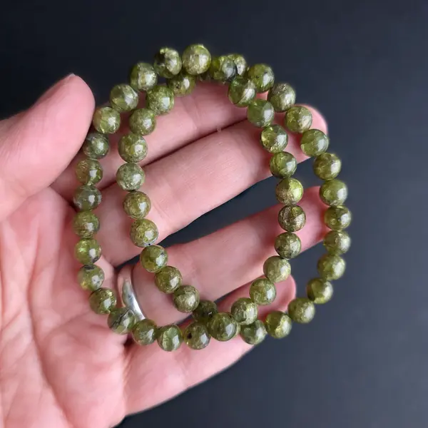 Bratara peridot 7-8 mm