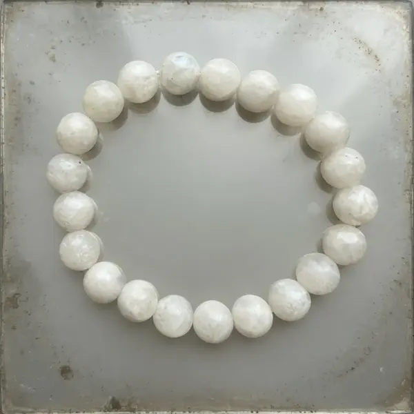 Bratara piatra lunii alba 10 mm