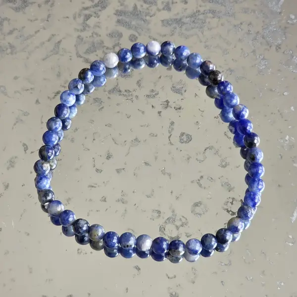 Bratara sodalit sfere 4 mm