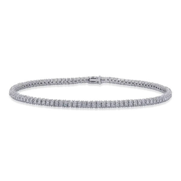 Bratara tennis din aur alb cu diamante de 3.047ct