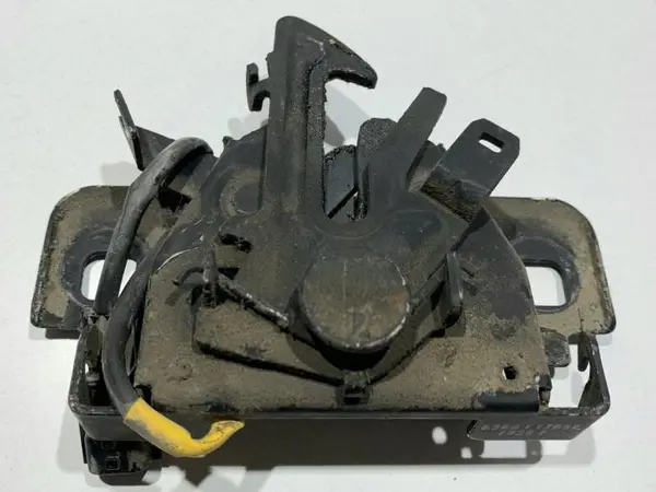 Broasca capota fata 656011705R Renault Clio 4 (2012-2016)