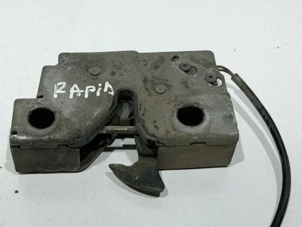 Broasca capota fata / motor 5JA823509E Seat Toledo 4 (2012-2018)