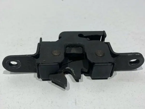Broasca capota fata / motor Renault Megane 3 facelift (2012-2016)